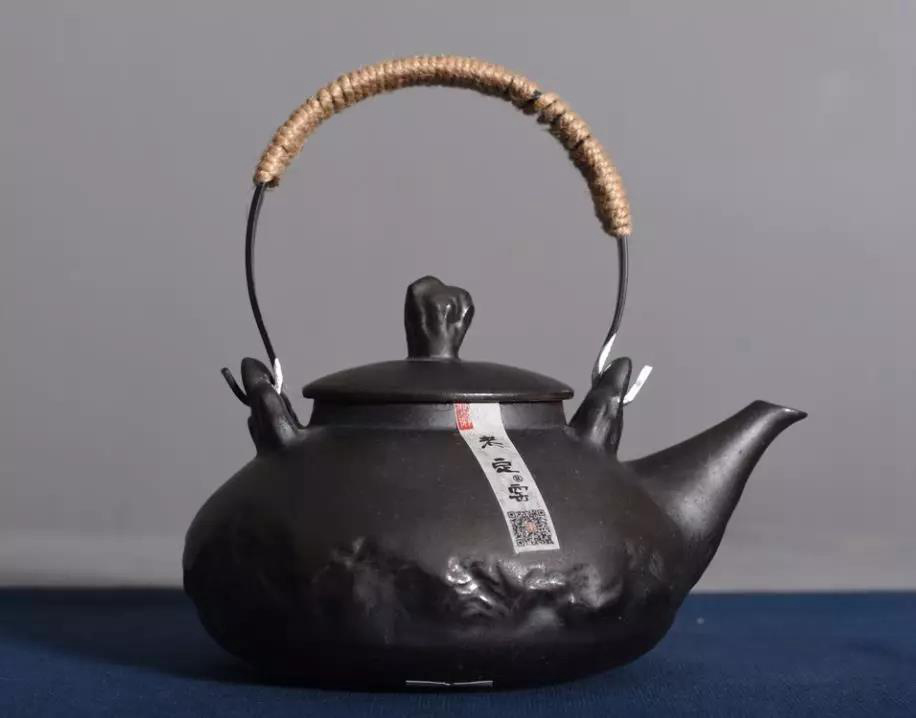 愛茶之人，怎能沒有一把提梁壺？