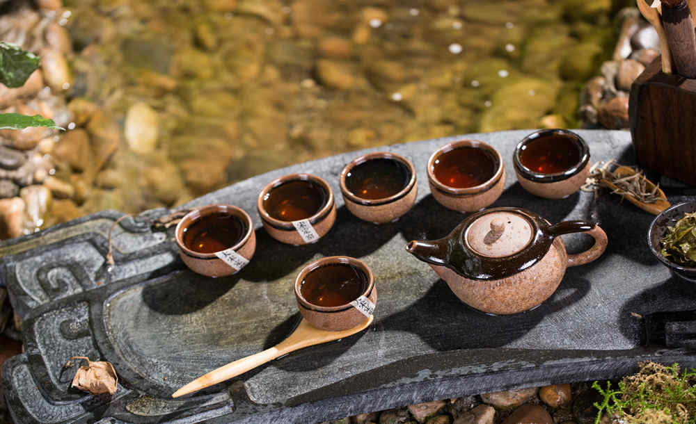 大宋定窯生產(chǎn)的精美定窯茶具套裝，提升你的品茗品味.jpg