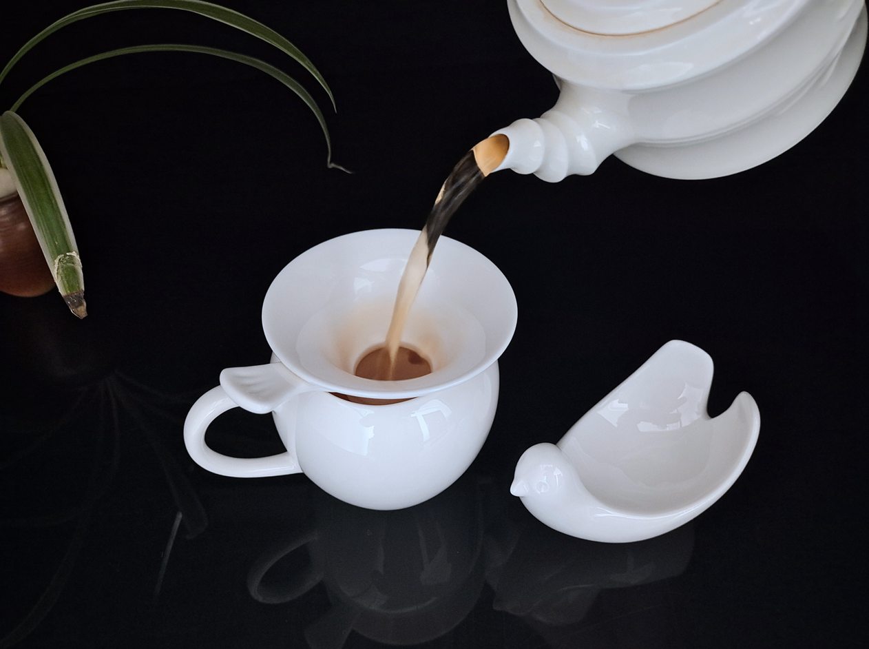 漏網(wǎng)使用嚴(yán)實(shí)細(xì)密的環(huán)保濾網(wǎng)，能更好的過濾茶湯